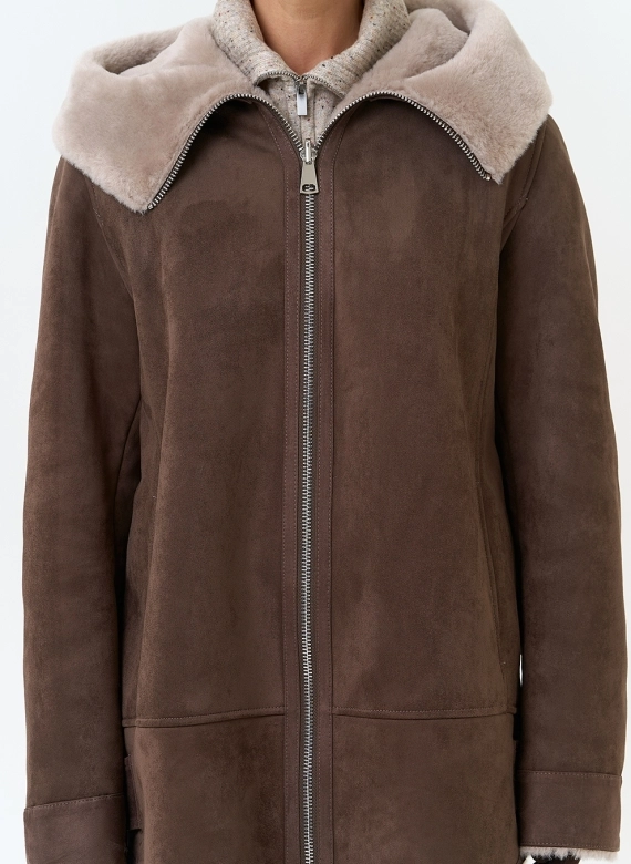 Женская дубленка из эко замши фото