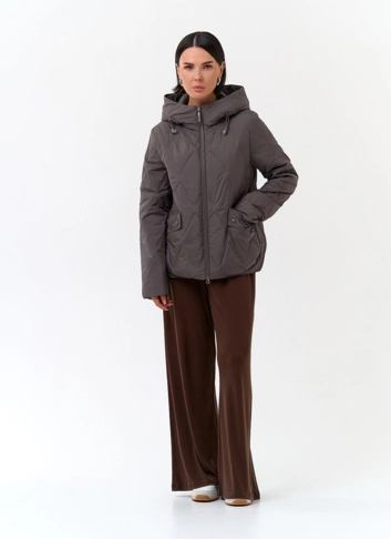 Женская куртка с капюшоном