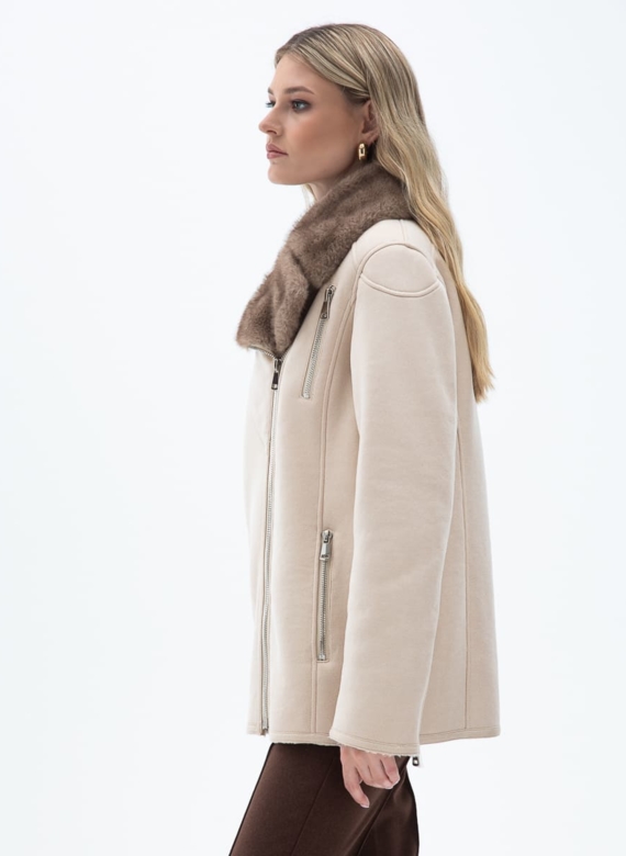 Женская дубленка из эко кожи с отделкой из эко меха