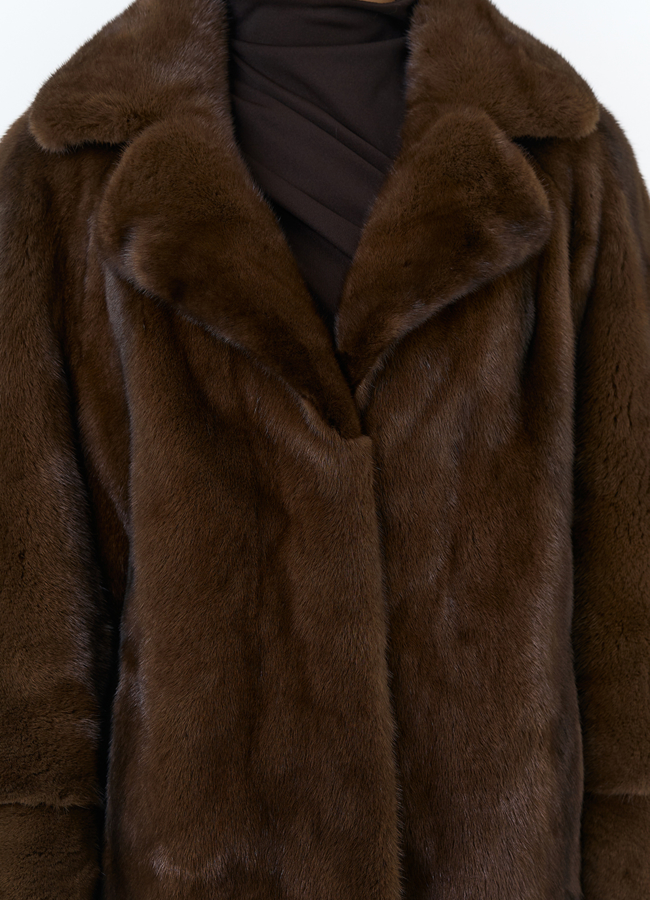 Укороченная шуба из меха норки  модель № 32031 универмаг малина